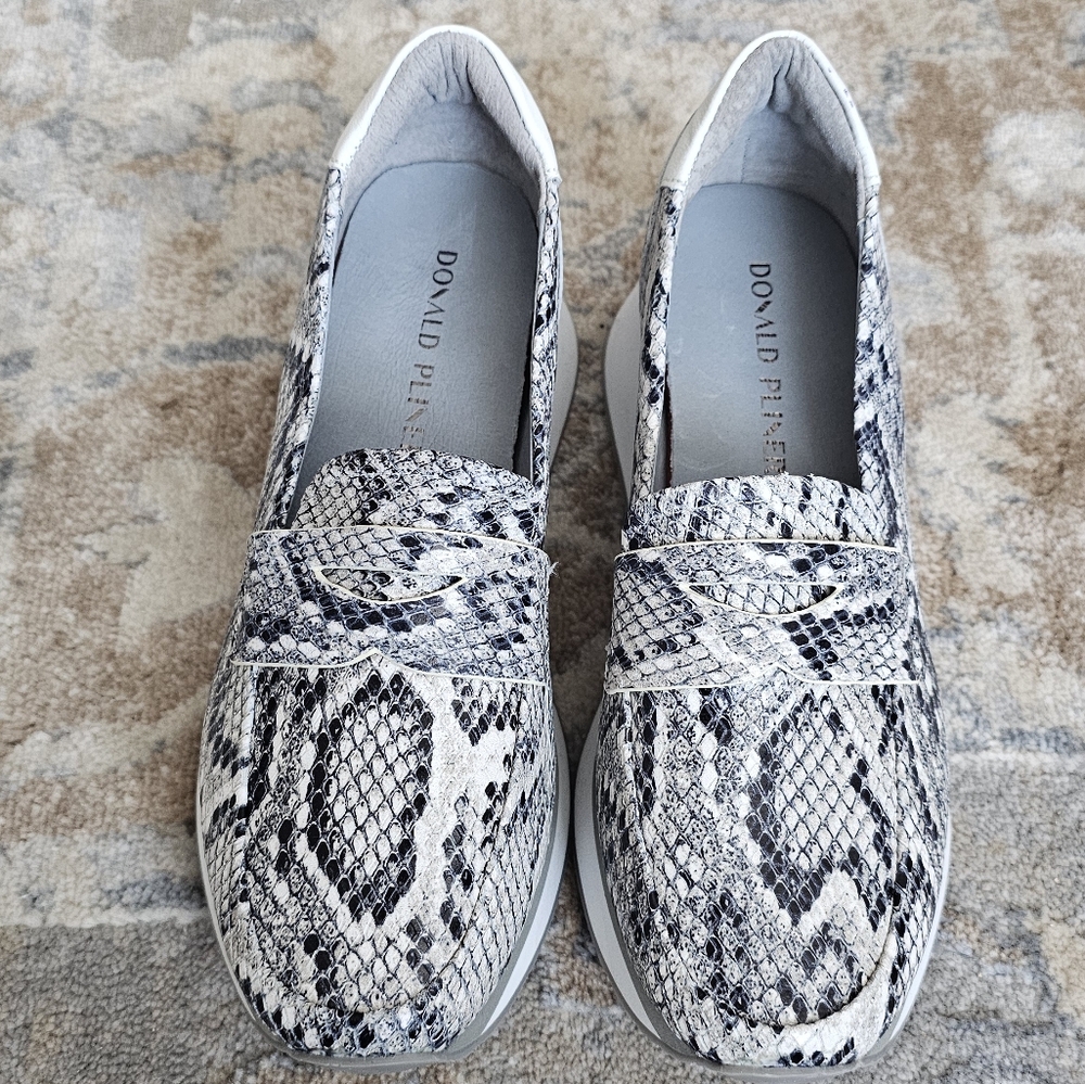 Donald J Pliner penny loafers